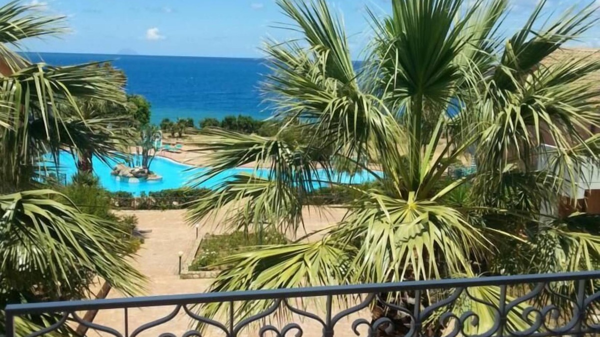 Pollina Apartment | Seaside house in Rais Gerbi residence