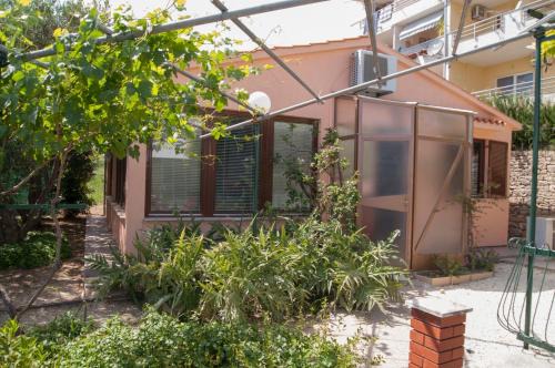 Znjan House | Seaside house with a swimming pool Split - 22890