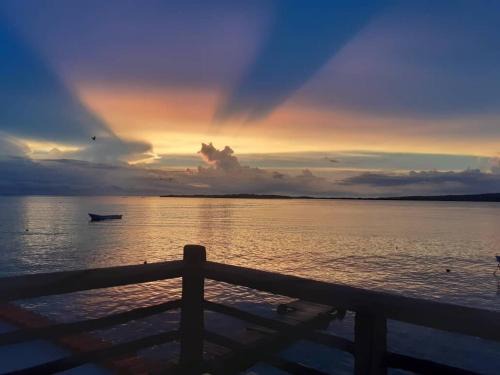 Chichiriviche Villa | Seaside House with Private Pier