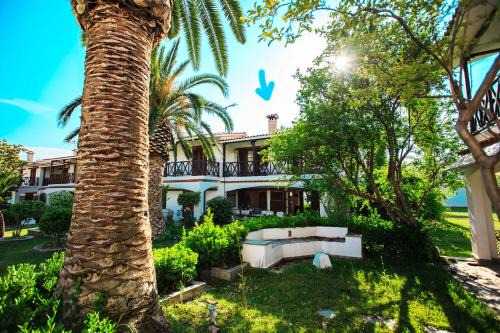 Kalyves Polygyrou House | Seaside Mikiverna Cozyhome