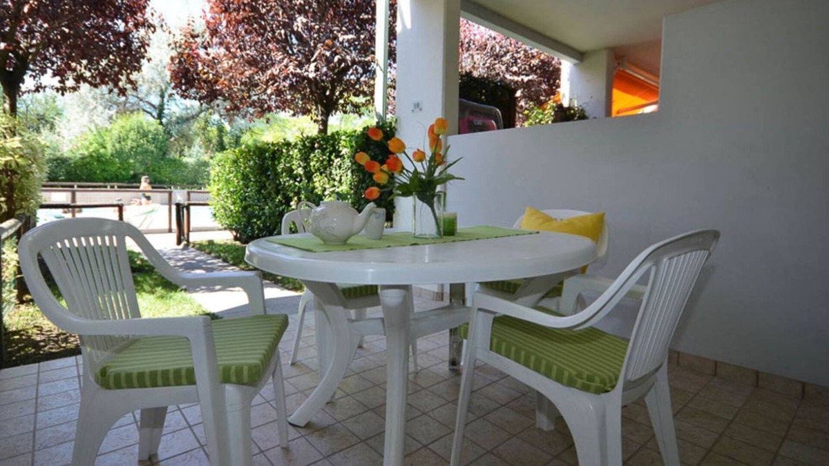 Bibione Pineda Apartment | Seaside modern flat in an elegant residence with swimming pool