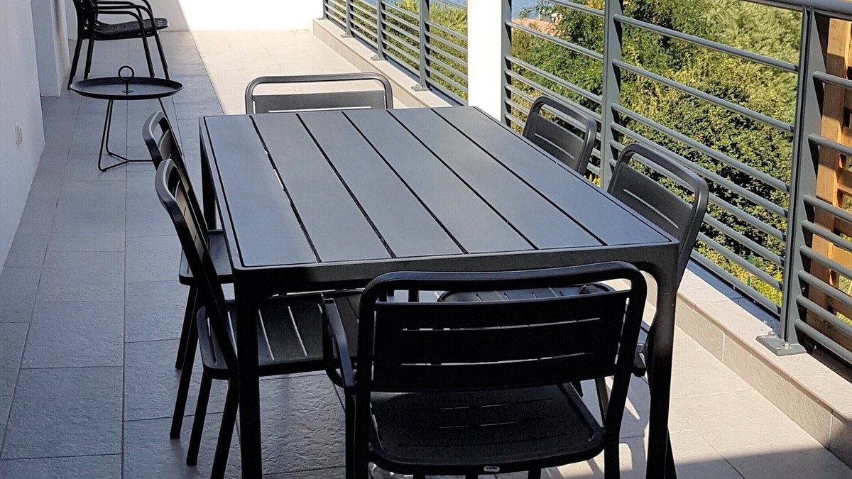 Verghia Apartment | Seaside, new T4, 3 bedrooms, terrace, swimming pool
