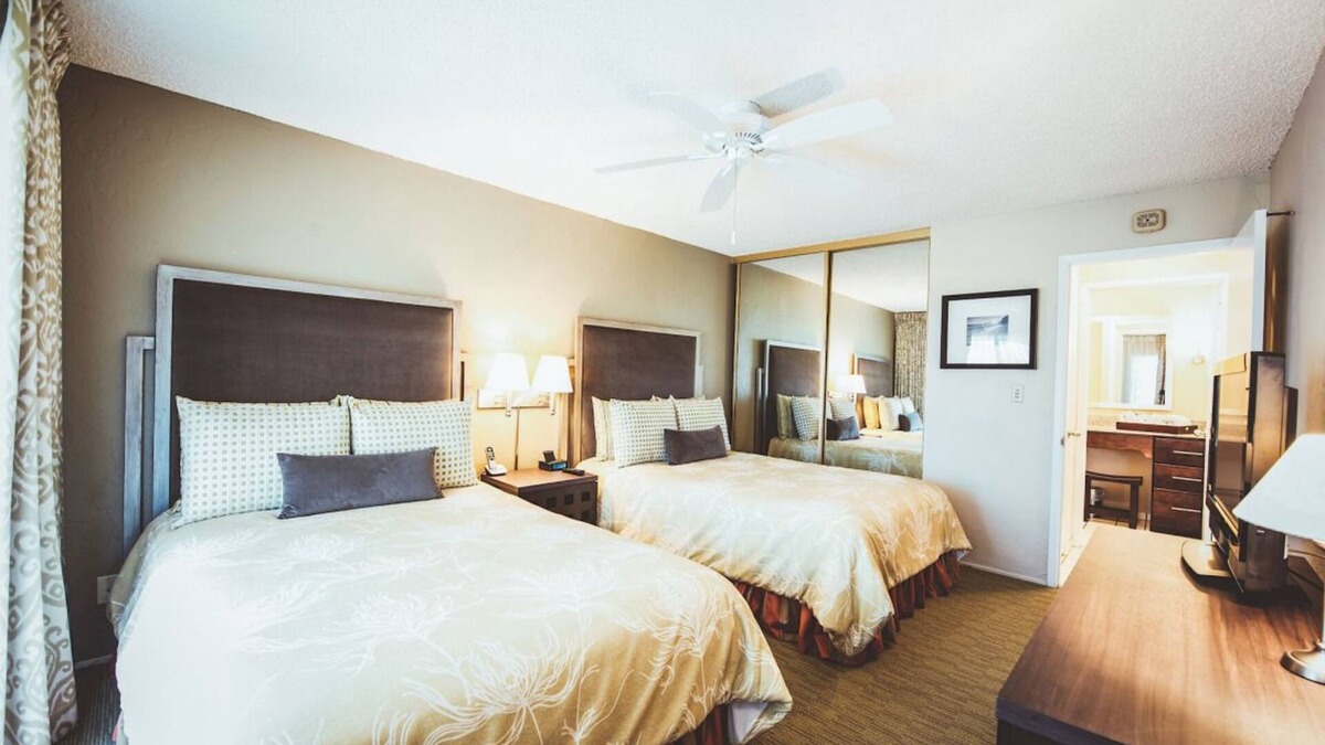 Wailua House | Seaside Sanctuary! 4 Amazing Suites w/Garden View | Close to Nearest Beach