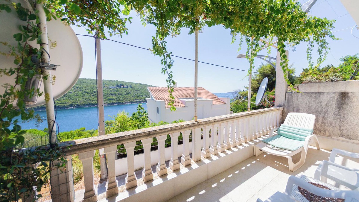 Bigovo Apartment | Seaside Serenity Bigova Studio Stay