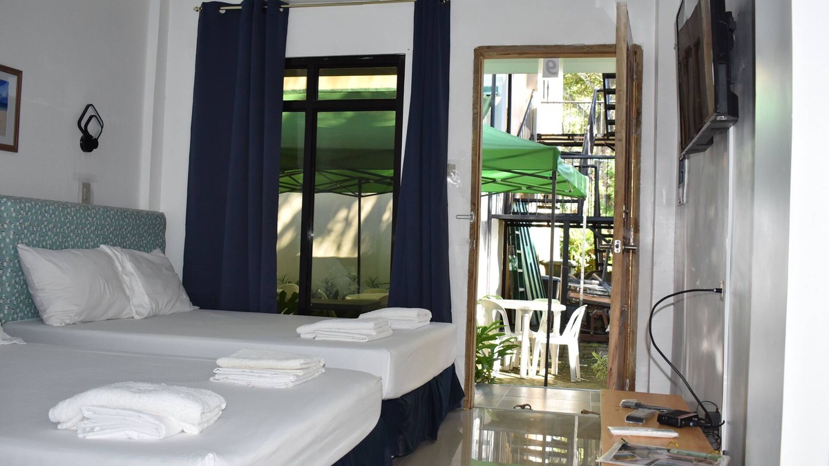 Catarman House | Seaside Travelers Inn by Camiguin Island Home