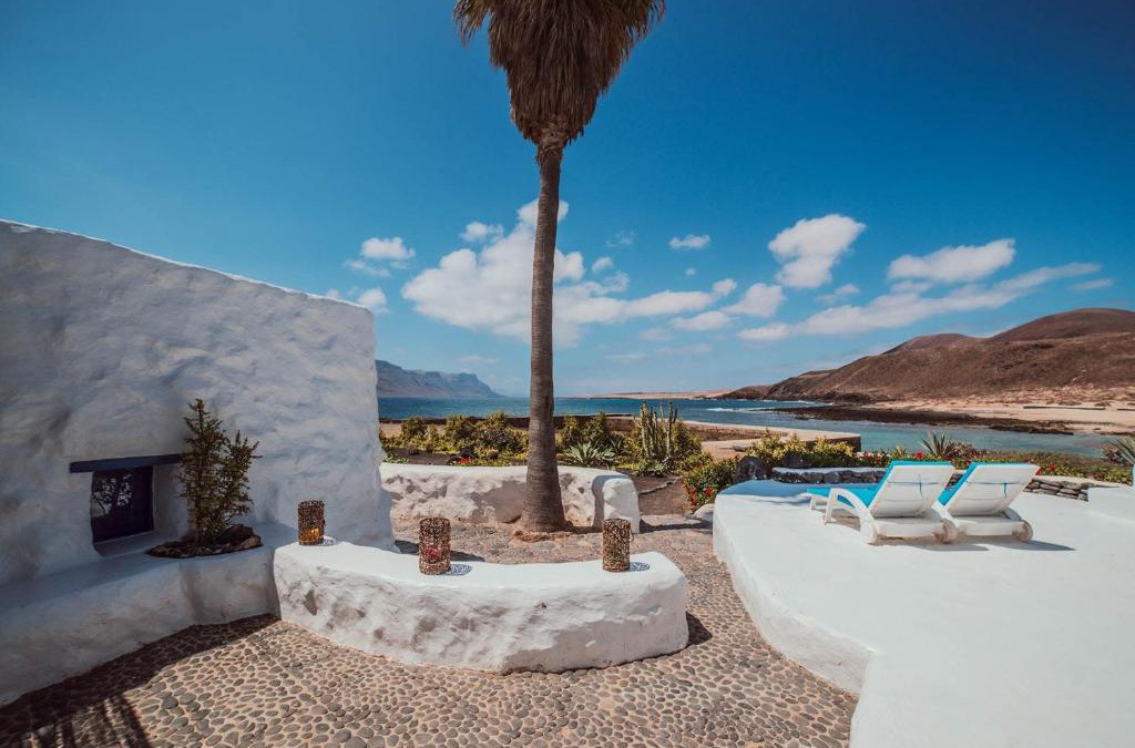 Teguise House | Seaside Villa La Graciosa by Airnest