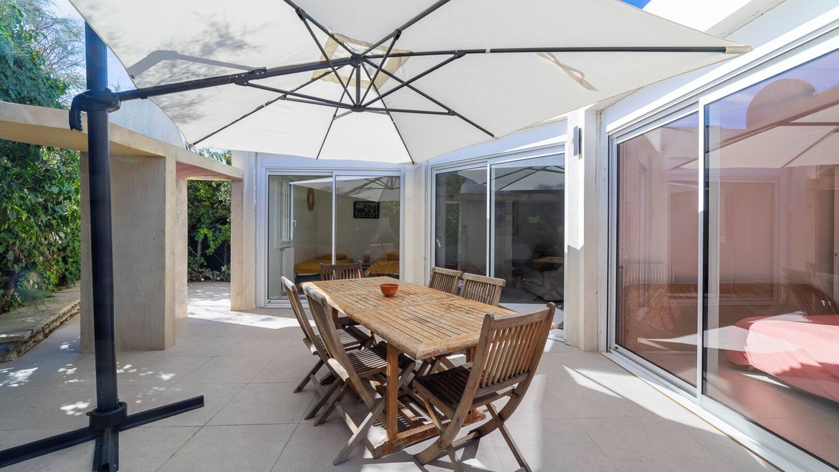 Le Couchant Villa | Seaside villa sleeps 6, garden, air conditioning, garage