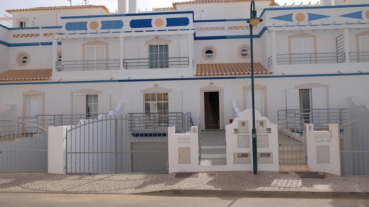 Manta Rota Villa | SEASIDE VILLA WITH PRIVATE SWIMMING POOL