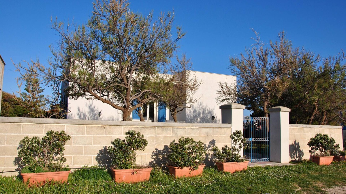 Favignana Villa | SEASIDE VILLA WITH PRIVATE GARDEN - CIN IT081009B4M69I8ID3