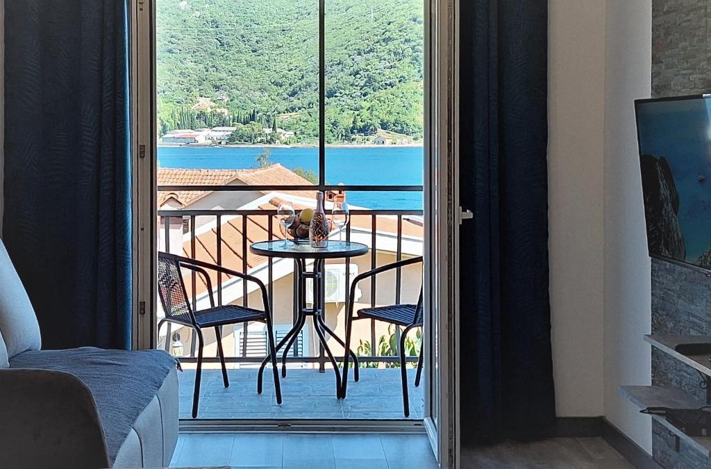 Kamenari Apartment | Seaside Village