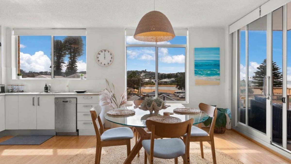 Avoca Beach Apartment | Seaview 5 - Great Beach Views