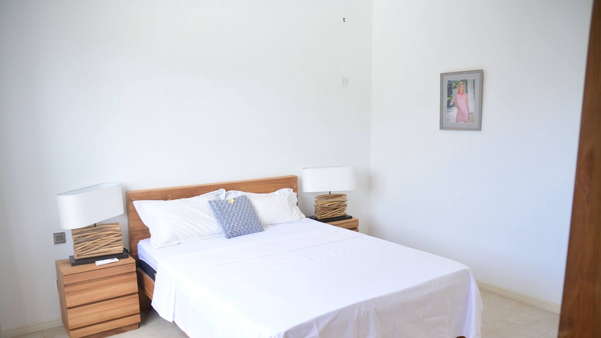 Cap Malheureux Apartment | Seaview apartment, 100 m walk to the beach