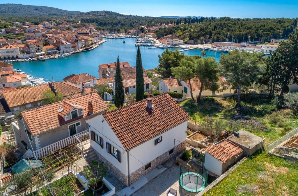 Milna (Brac) Apartment | SeaView Apartment Toni
