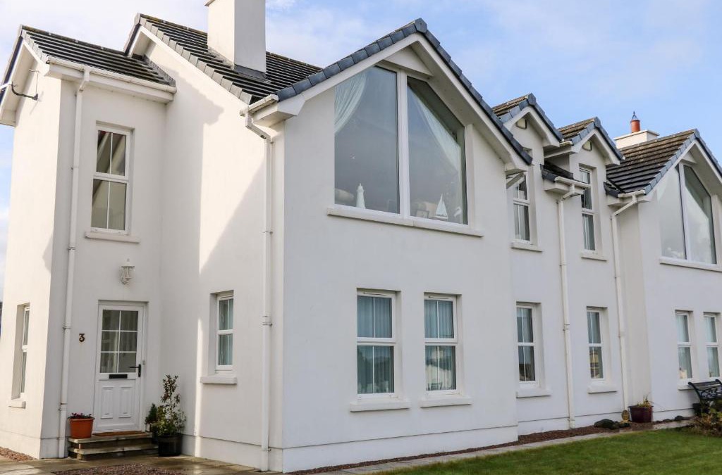 Castlerock House | Seaview