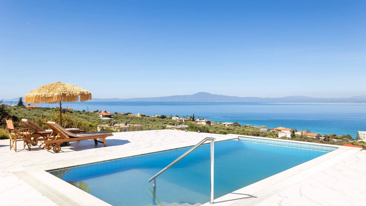 Diasella Apartment | Seaview Haven with Pool by the beach