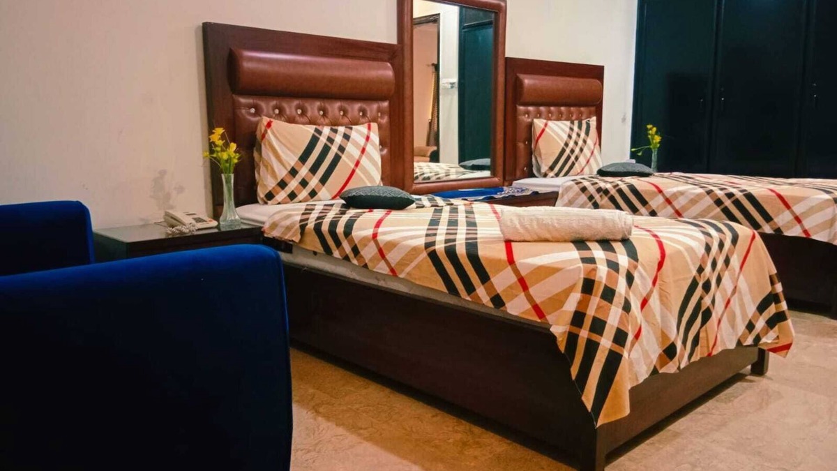 Clifton Hotel | Seaview Lodge Guest House