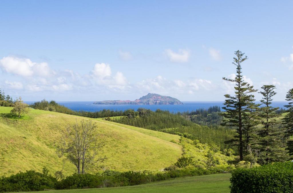 Burnt Pine Hotel | Seaview Norfolk Island