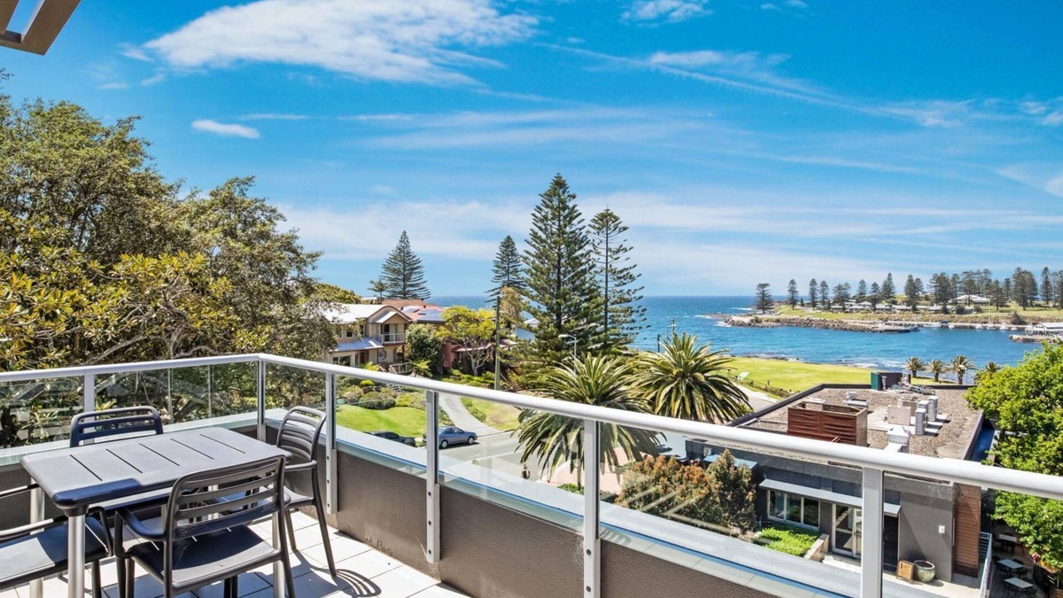 Kiama Hotel | Sebel Harbourside 301, Kiama