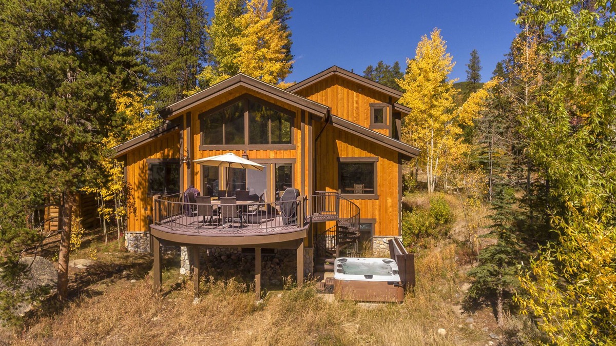 Elk Crossing House | Secluded 5 Bedroom/5.5 Bath Home on Keystone Golf Course