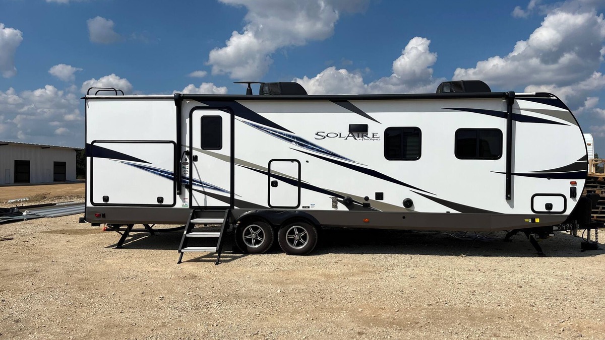 Brenham RV Rental | Secluded adult getaway located in beautiful round top Texas