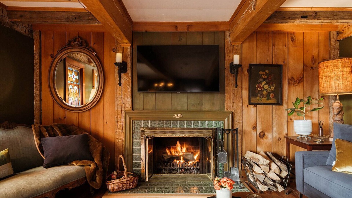 Saugerties Other | Secluded and Artful 1800s Farmhouse on 53 Acres, Saugerties