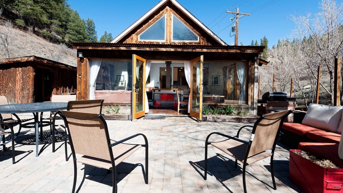 Durango House | Secluded Cabin on Creek - 4 miles from downtown Durango - Gas Firepit