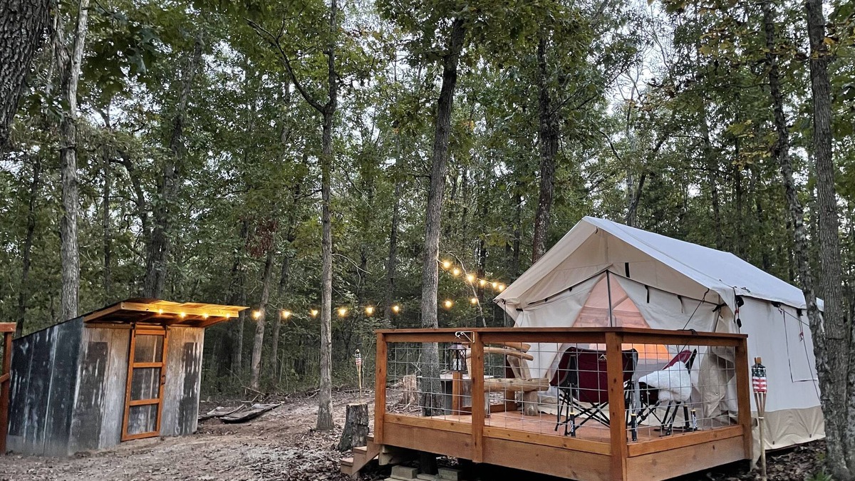 Florence RV Rental | Secluded glamp site with hiking and water activities