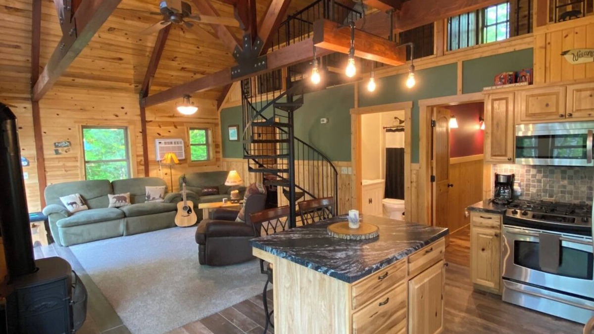 Hayward Cabin | Secluded Hayward Cabin
