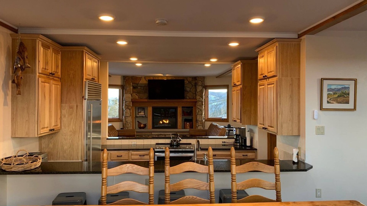 Winter Park Highlands House | Secluded home overlooking Fraser River with hot tub, 3 fireplaces, amazing views