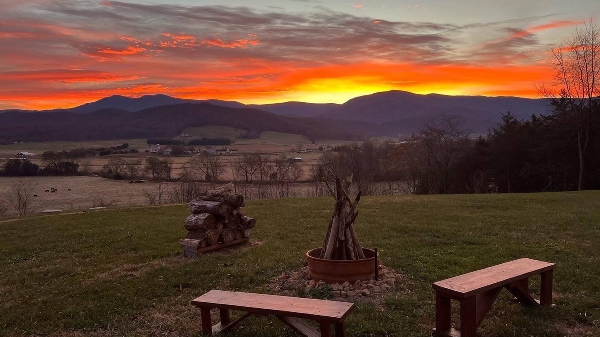 Stanley House | Secluded Luray Mountain Home near Shenandoah Park: Fire pit, Hot Tub, Game Room!