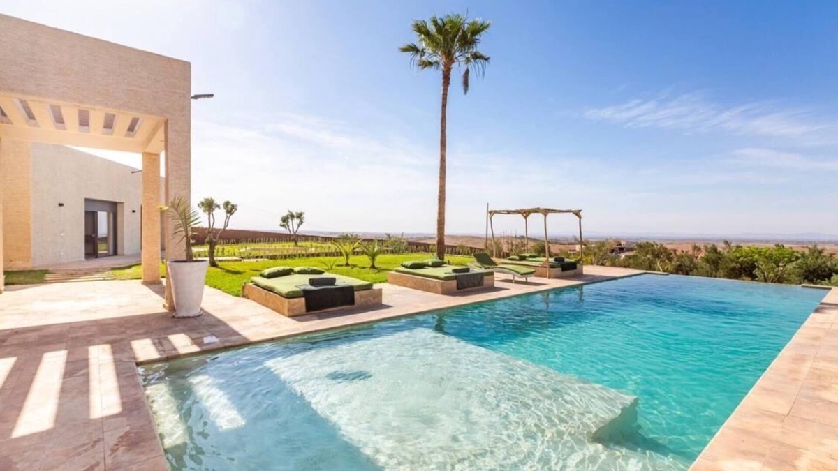 Riad Zitoun Jdid Villa | Secluded Luxury Villa – Pool, Chef & Full Privacy