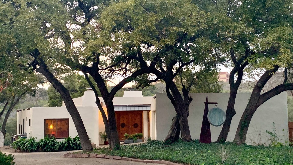 Barton Hills House | Secluded Luxury on Greenbelt Canyon @ Barton Springs & Zilker Park Near Downtown