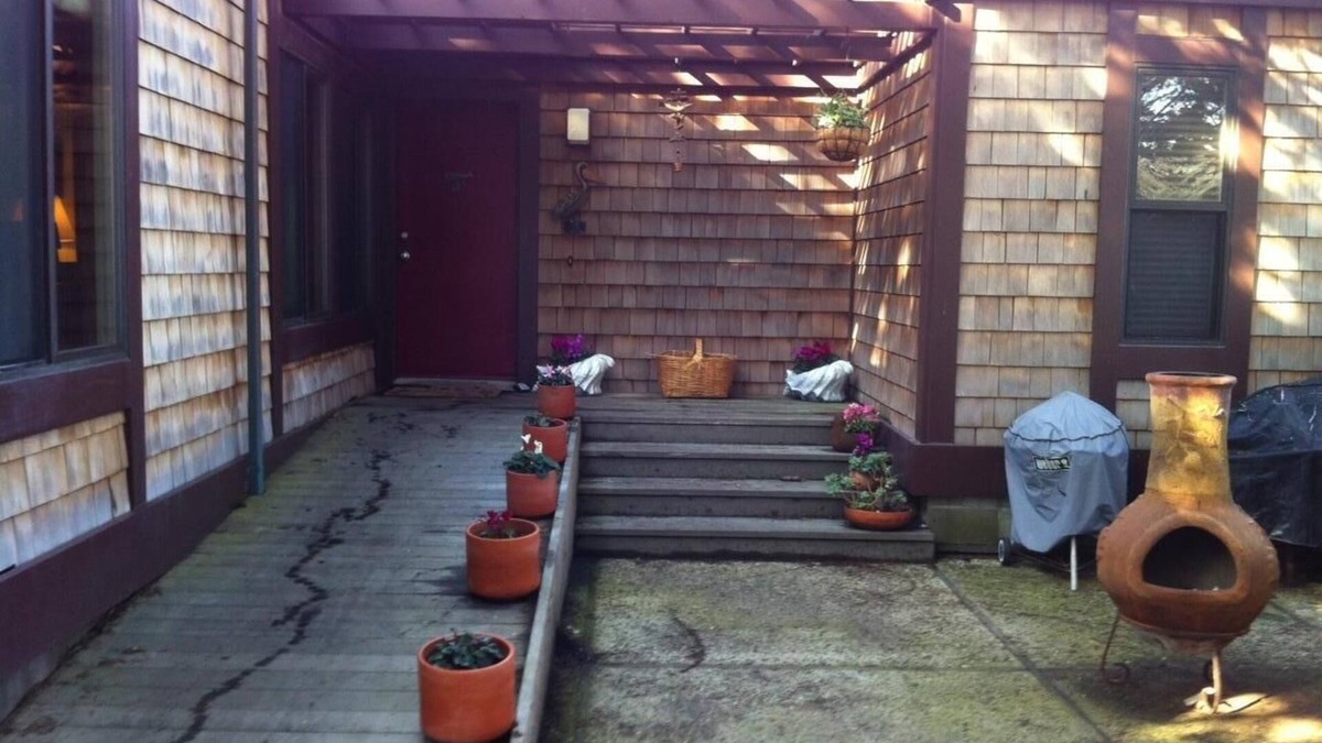 Castroville House | Secluded Monterey Bay Beach Front Home. No shoes required.