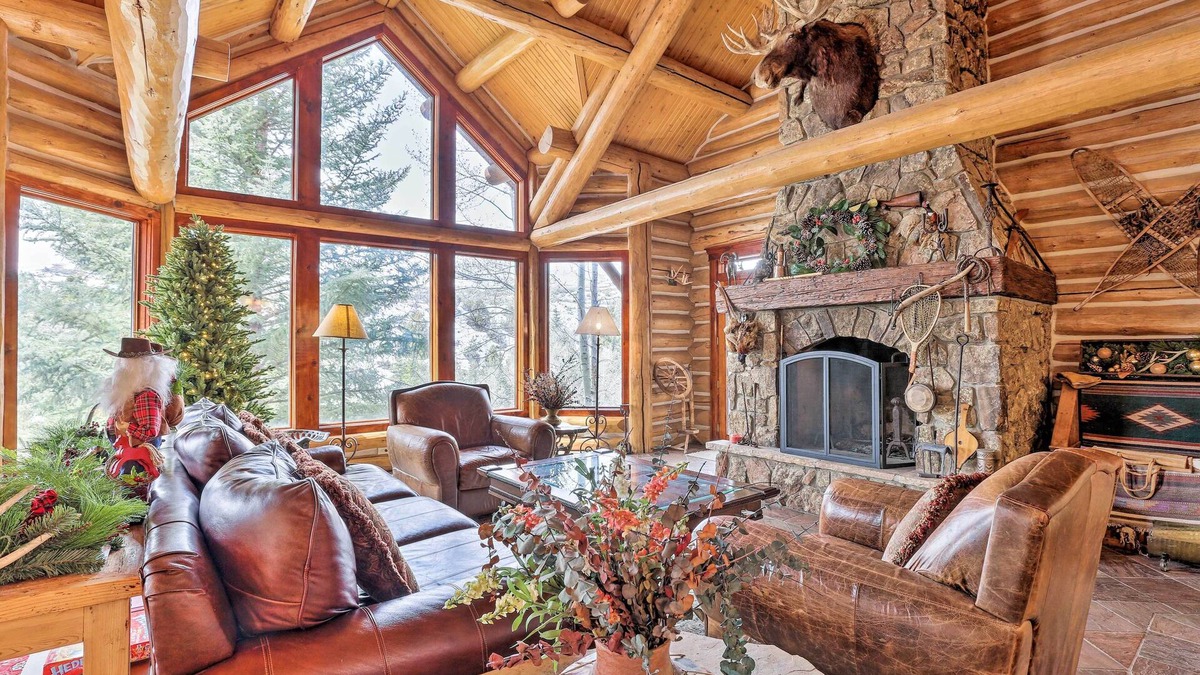 Bond Cabin | Secluded Mountain Cabin By Beaver Creek + Vail!
