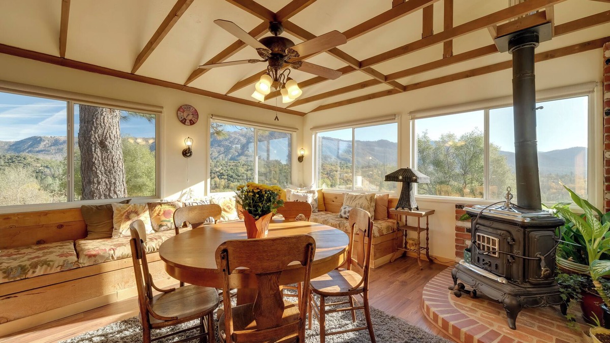 North Fork House | Secluded Mountain Hideaway < 8 Miles to Bass Lake!