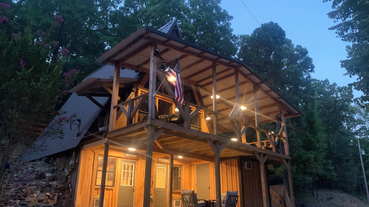Bonnerdale House | Secluded mountain luxury-access to ATV/bike trails, close to lakes, Hot Springs