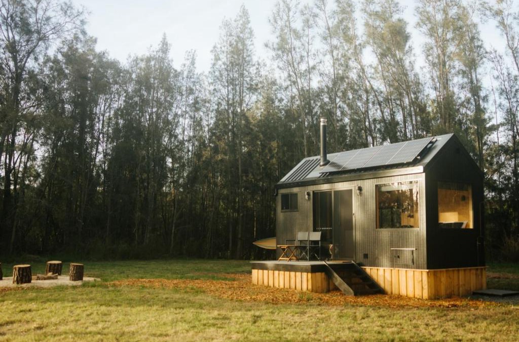 Pokolbin House | Secluded Off-Grid Cabin in the Hunter Valley - Leo