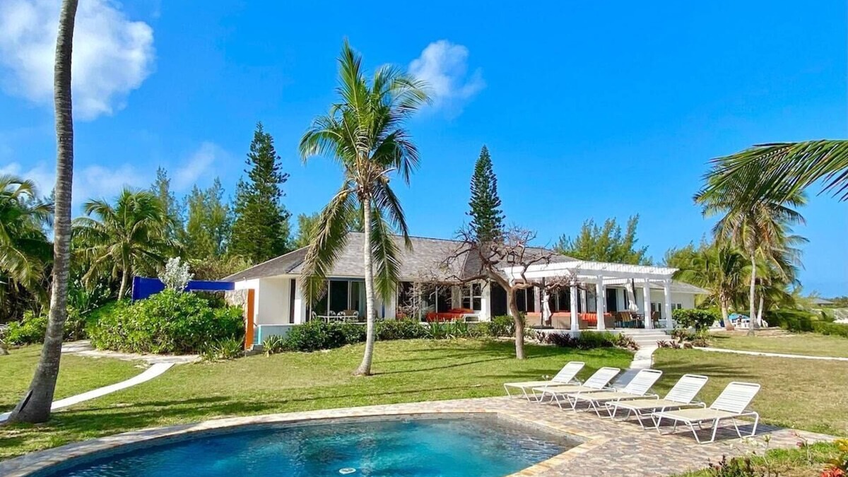 North Palmetto Point House | Secluded Pink Snd Beachfront Estate w/Htd Pool