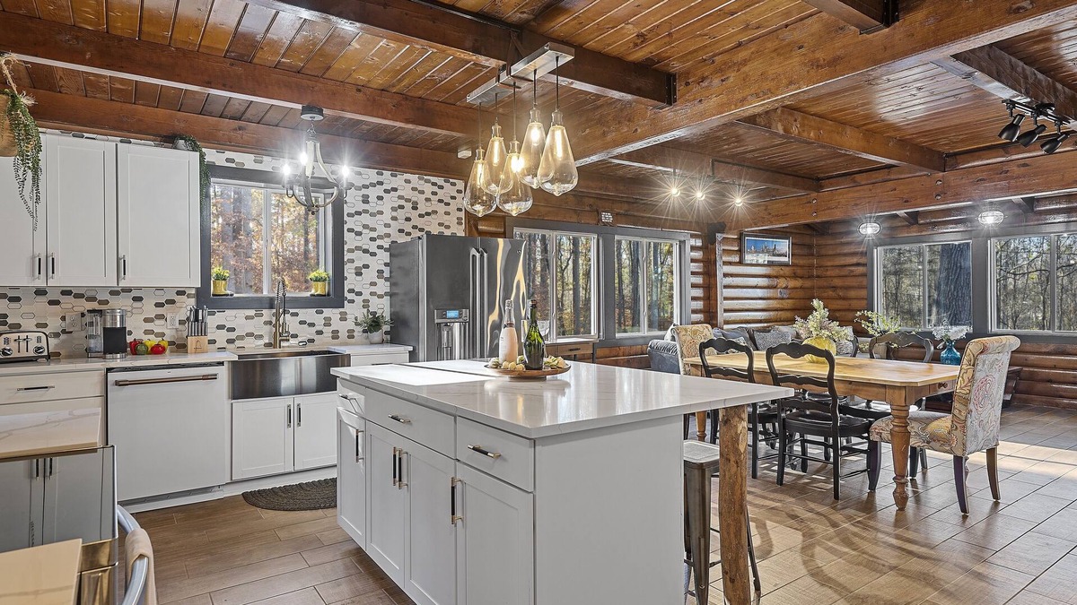 Charlotte Cabin | Secluded, private Cabin located close to Downtown Charlotte