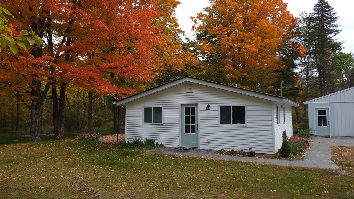 Barryton Cottage | Secluded Riverfront Cottage on the Chippewa with all the Modern Amenities
