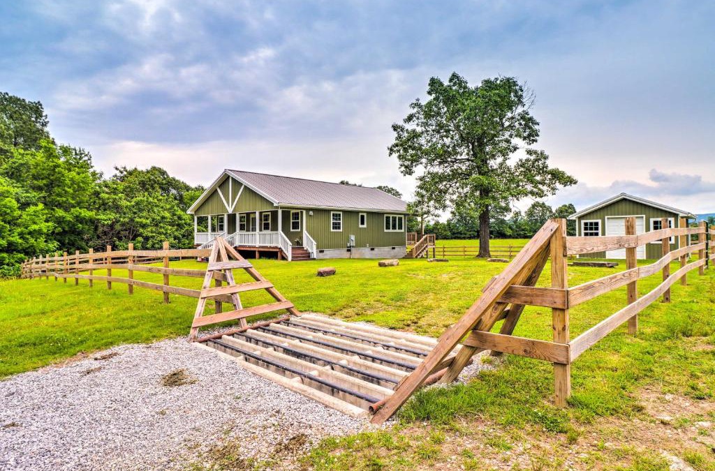 Newnata House | Secluded Timbo Retreat - Hike, Swim and Kayak!