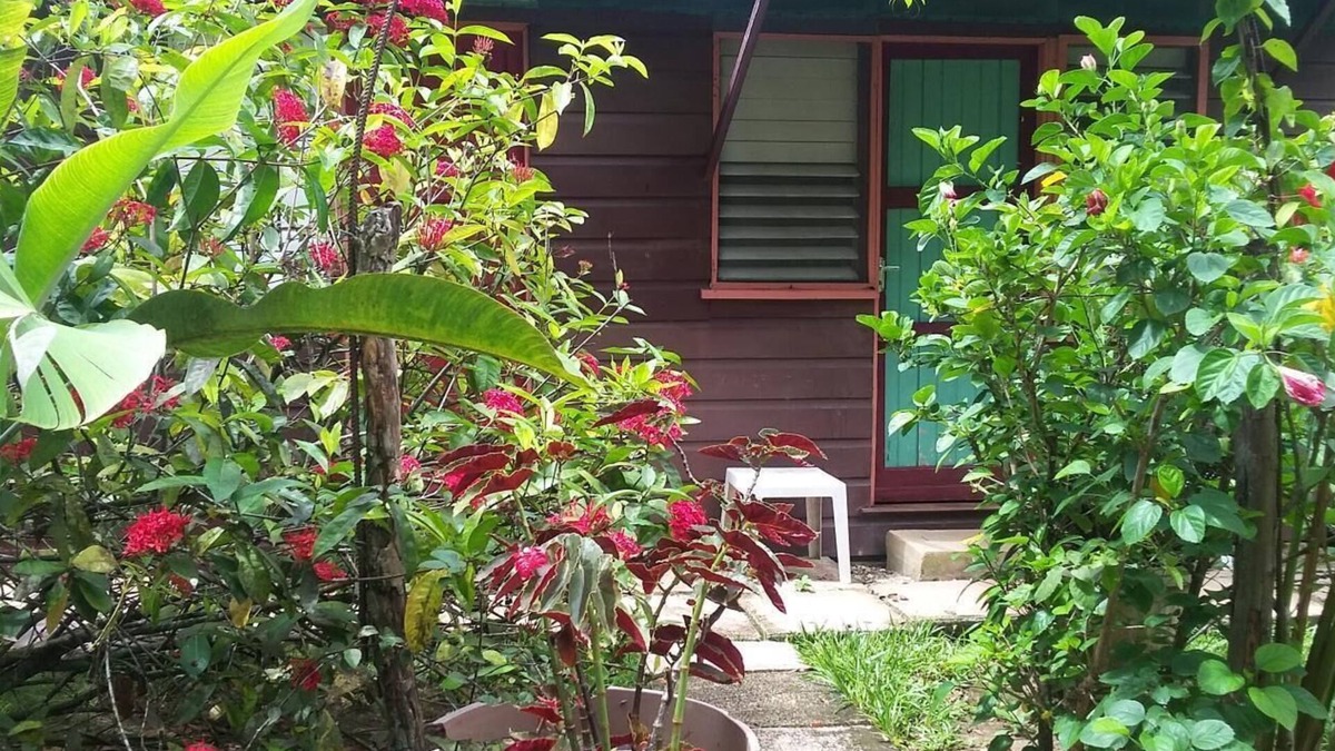 Negril Hotel | Secret Cabins at Firefly Beach