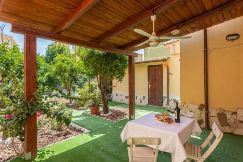 Oristano Historic Centre Apartment | Secret Garden - Big garden near station & centre