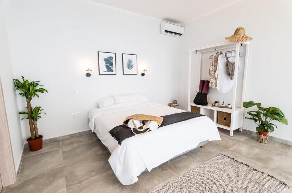 Evgiros Hotel | SECRET HILL