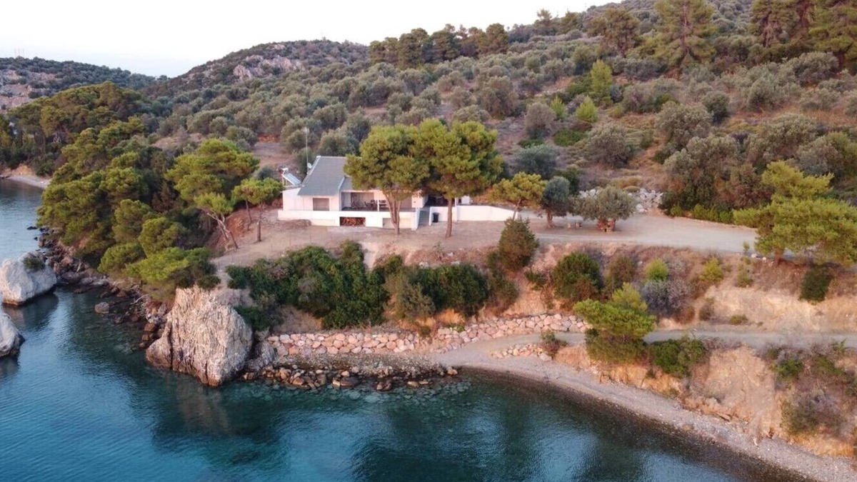Troizinia House | SECRET PARADISE-MODERN HOUSE-PRIVATE SMALL BEACH