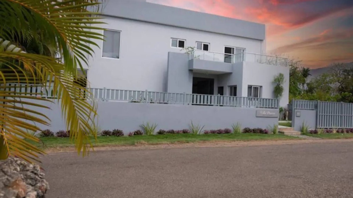 Sosua Villa | Secure Luxury Villa 10 min Walk to Beach Saltwater Pool Rooftop Views