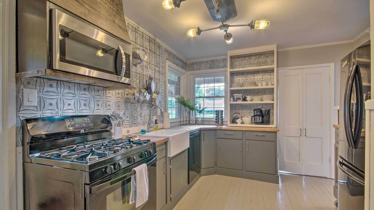 Sedalia House | Sedalia Retreat w/ Spacious Yard & Fire Pit!