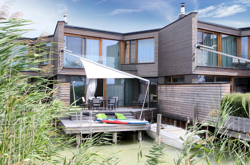 Neusiedl am See Villa | Seehaus LakeSide - Am Hafen