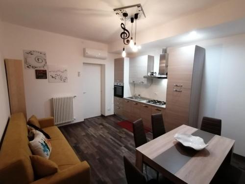 Cremona House | Segui le note della Tua vita