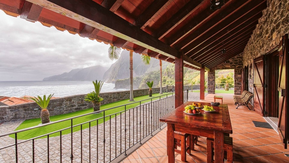 Porto Moniz House | Seixal Sunny Villa A